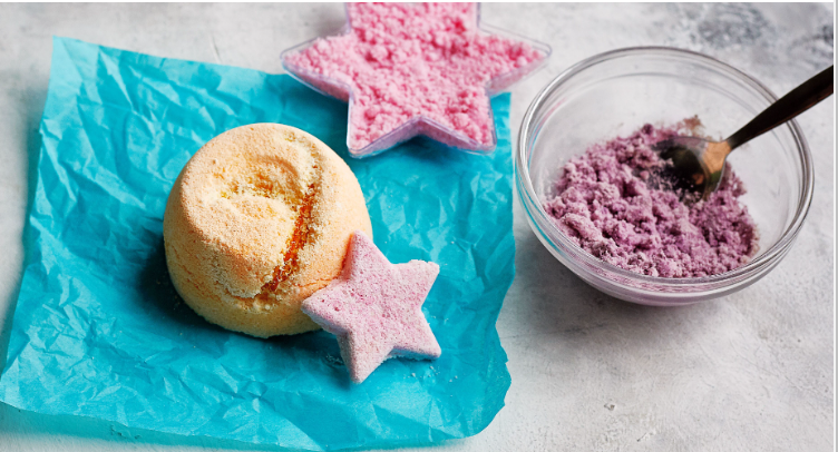  How To Decide If You Should Use Bath Salt Or Bath Bomb?