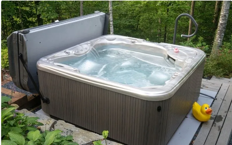 Can I Put A Bath Bomb In My Hot Tub?